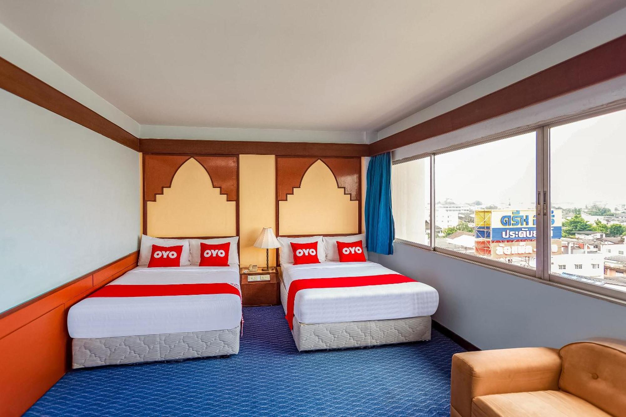 Oyo 441 Grand Thara Hotel Surat Thani Eksteriør billede