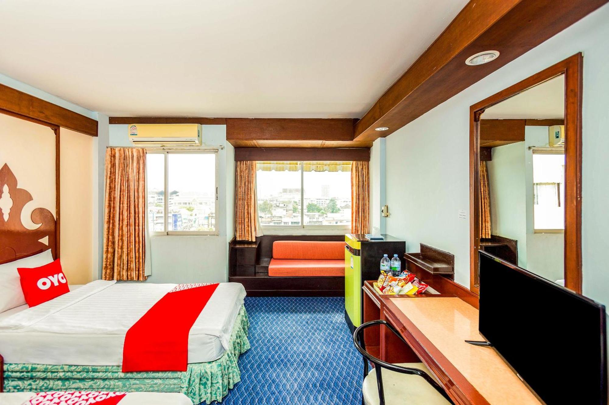 Oyo 441 Grand Thara Hotel Surat Thani Eksteriør billede