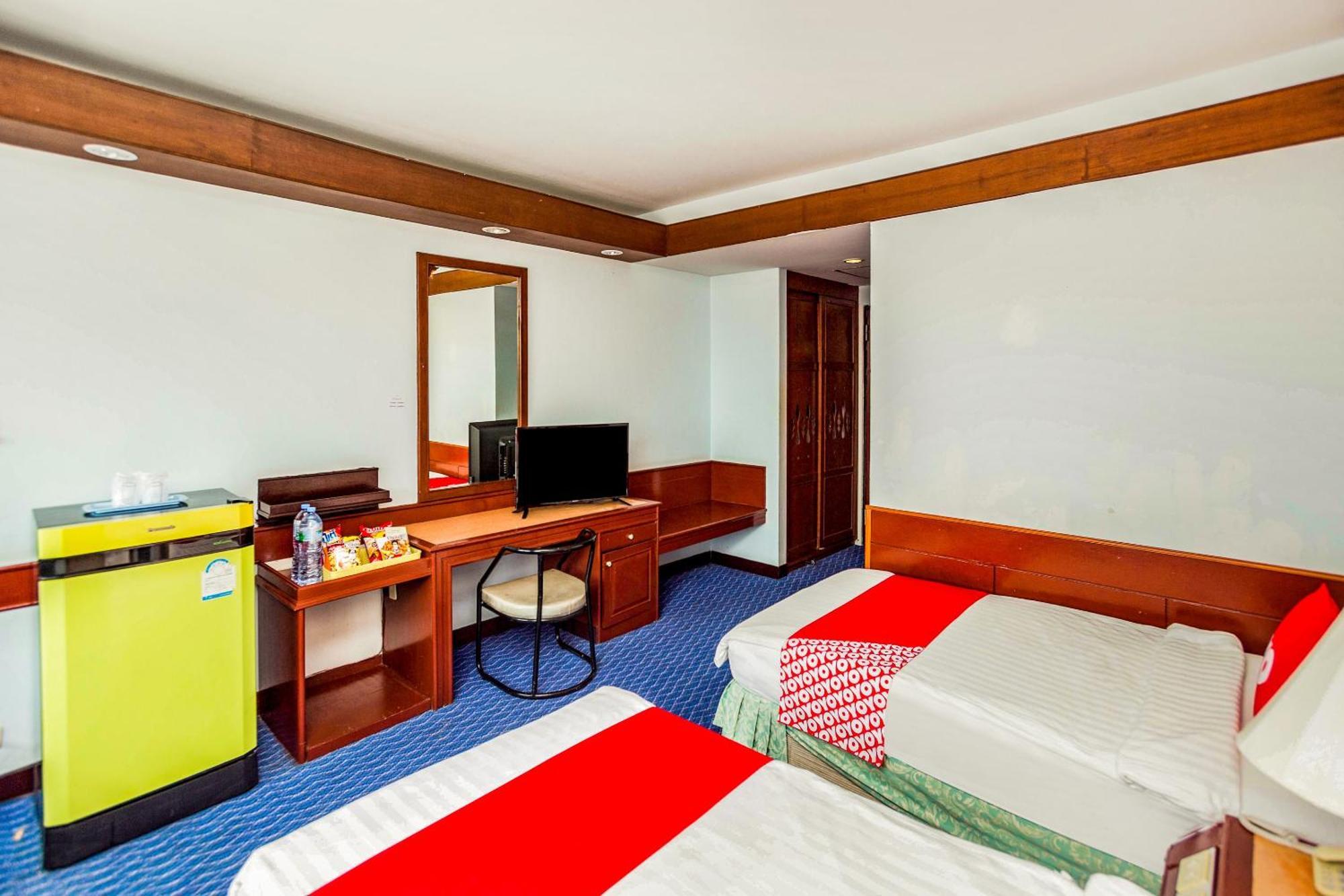 Oyo 441 Grand Thara Hotel Surat Thani Eksteriør billede