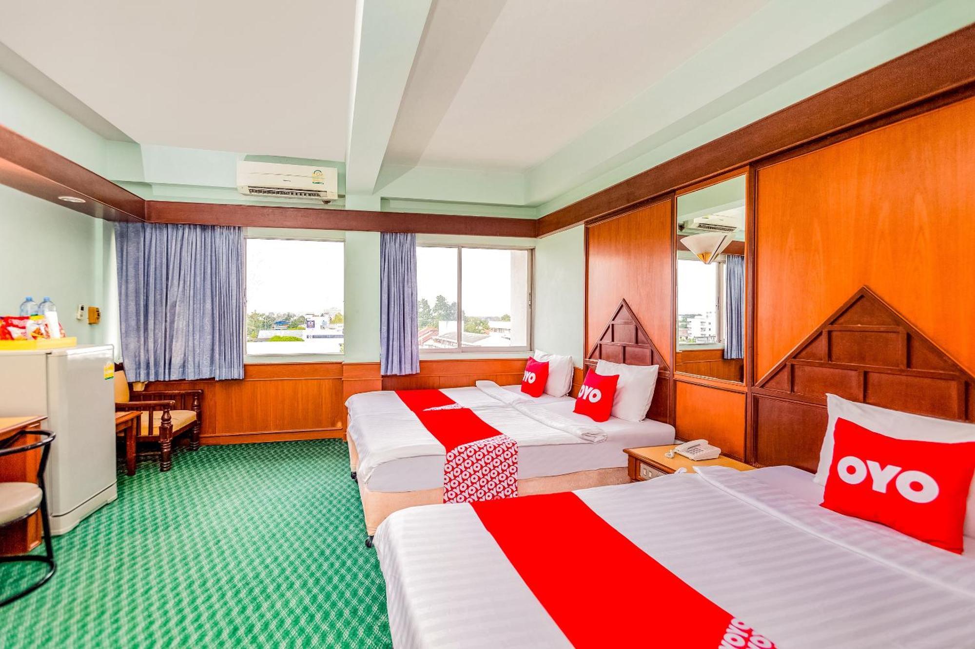 Oyo 441 Grand Thara Hotel Surat Thani Eksteriør billede