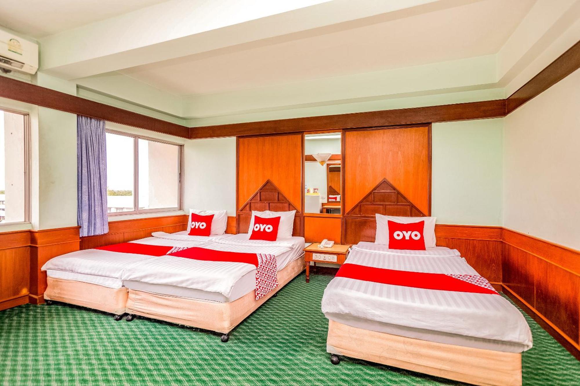 Oyo 441 Grand Thara Hotel Surat Thani Eksteriør billede