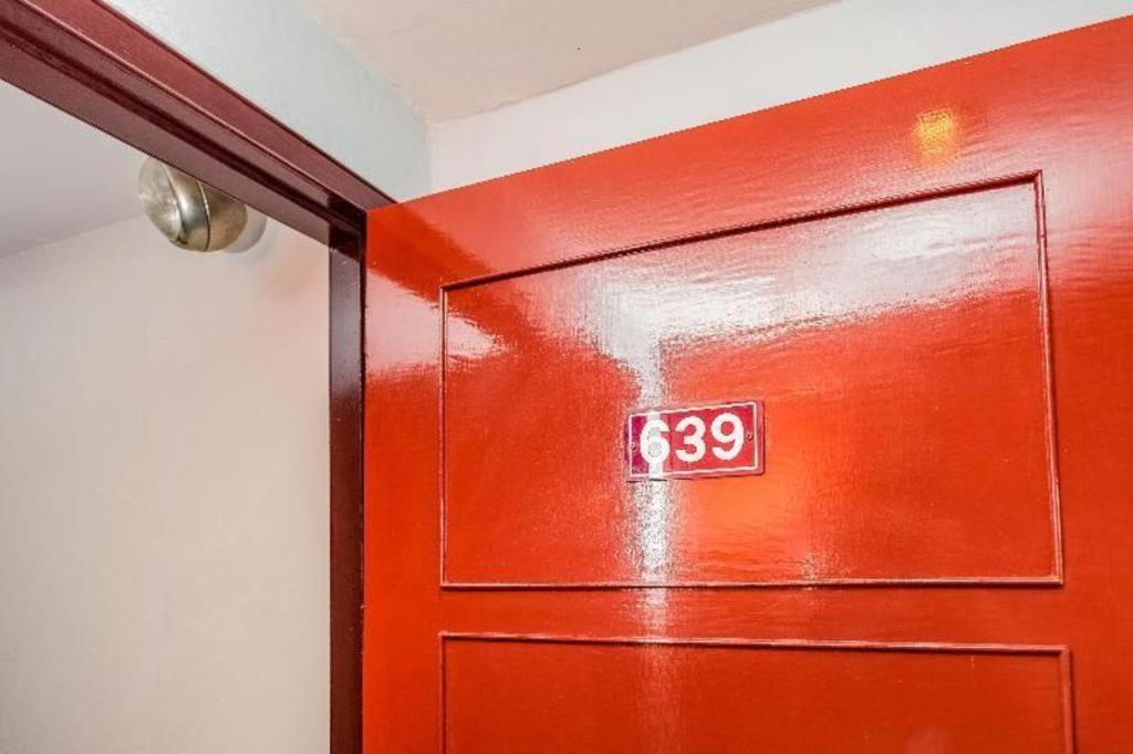 Oyo 441 Grand Thara Hotel Surat Thani Eksteriør billede